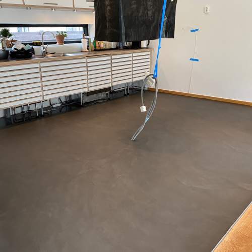 Designgolv - Entreprenör flytspackel - 3